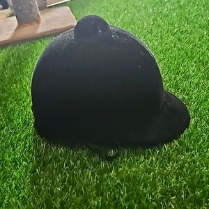 The hunt club riding cap